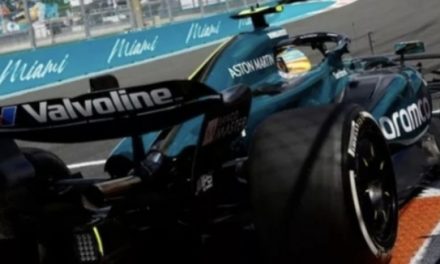 Aston zbog ponašanja guma nije smio staviti novo zadnje krilo