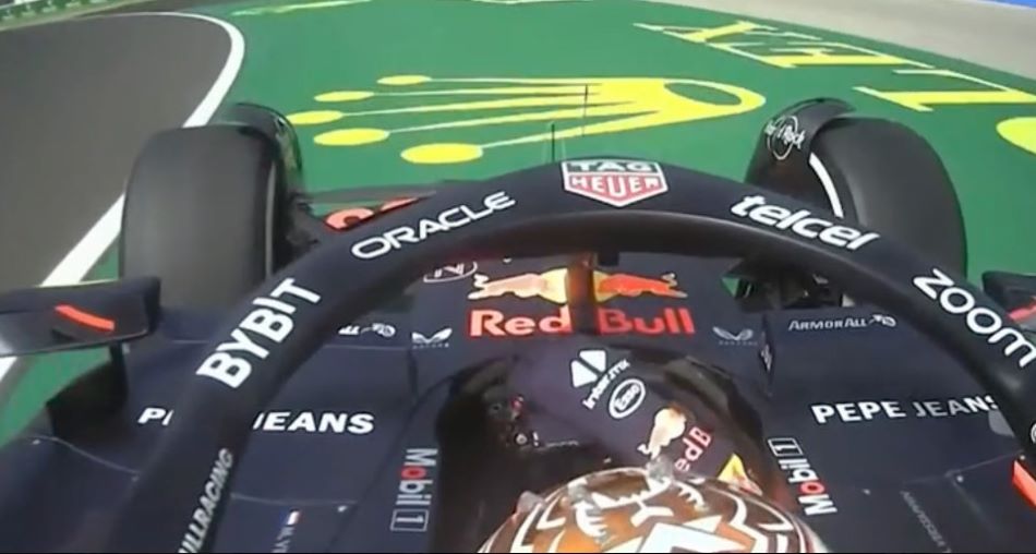 Max ne vidi razlog zašto bi se trebao ispričati Red Bullu za komentare putem radio veze