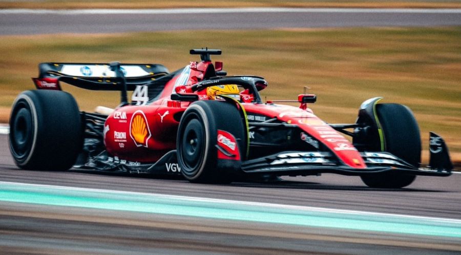 Wow, ovo je bilo nevjerovatno — Ferrari objavio 1. Hamiltonovu radio poruku