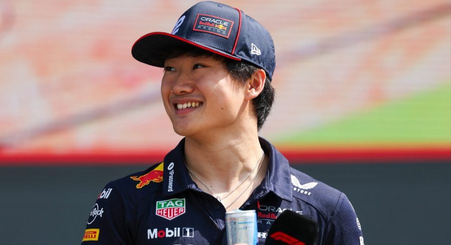 Tsunoda ponovo u igri za Cadillac 2026