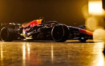 Red Bull postavlja rani tempo u isprekidanom prvom jutarnjem testu