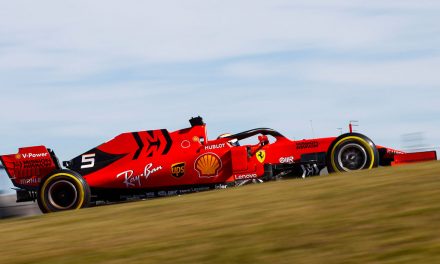 Hamilton: Ferrari ‘izgubio snagu motora’ nakon FIA-ine direktive
