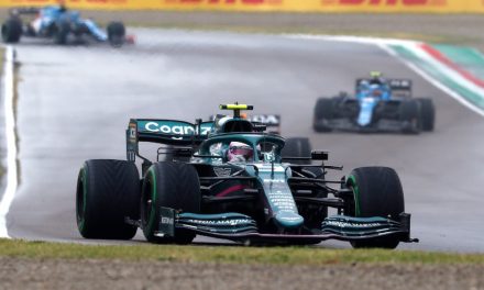 Aston Martin: Vettel se počinje snalaziti u bolidu