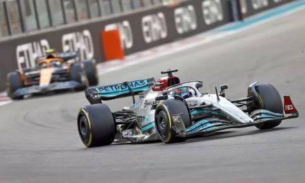 Mercedesu ništa ne govori da se ne može boriti za naslov – Russell