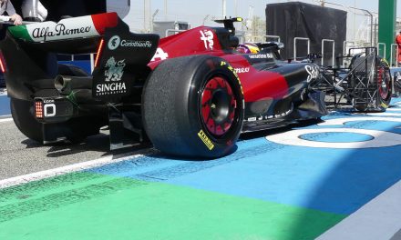 Zhou najbrži drugog dana testiranja u Bahreinu, Mercedes izgubio dosta vremena na stazi