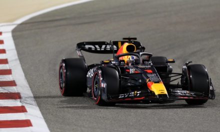 Max Verstappen osvaja VN Bahreina, Ferrari opet u problemu sa pouzdanošću