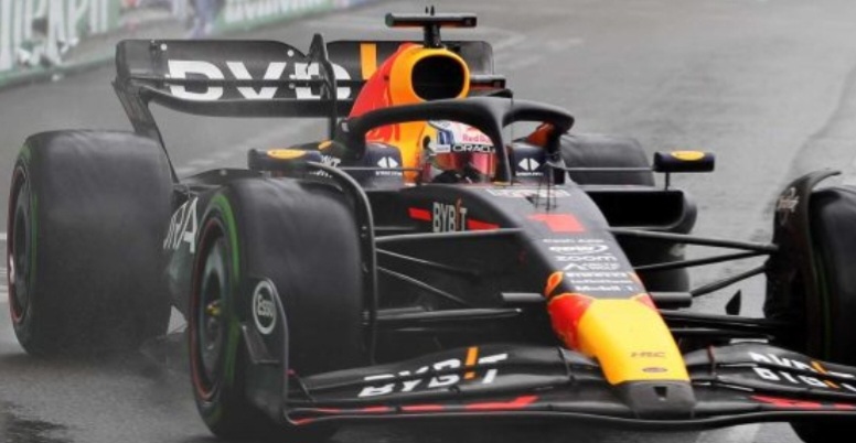 Sreća je što sam okrznuo barijeru na putu do pobjede — Verstappen
