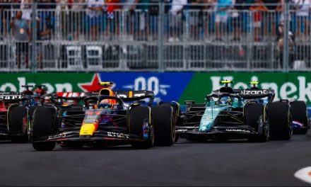 Alonso: Aston Martin mora biti spreman na pukotinu u Red Bullovoj formi