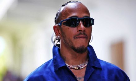 F1 mora prilagoditi pravila kako bi se smanjio zaostatak između timova – Hamilton