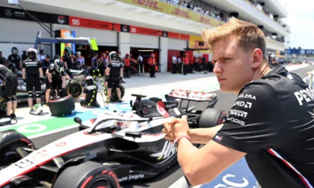 Schumacher poručuje da nastavlja s borbom