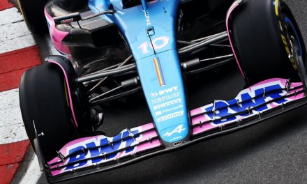 Alpineov A524 pao na crash testu