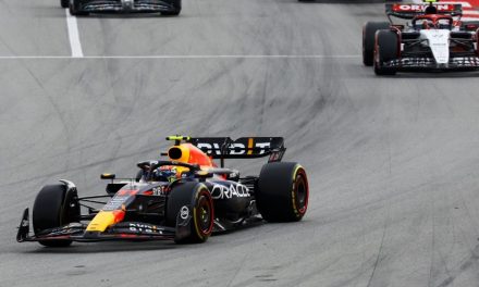 Horner: Pritisak na Pereza ja sad iza nakon velikog bodovnog zaostatka za Verstappenom