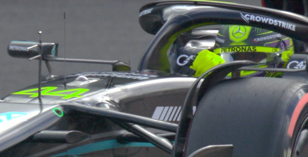 Wolff: Mercedes mora podići igru u komunikaciji sa vozačima