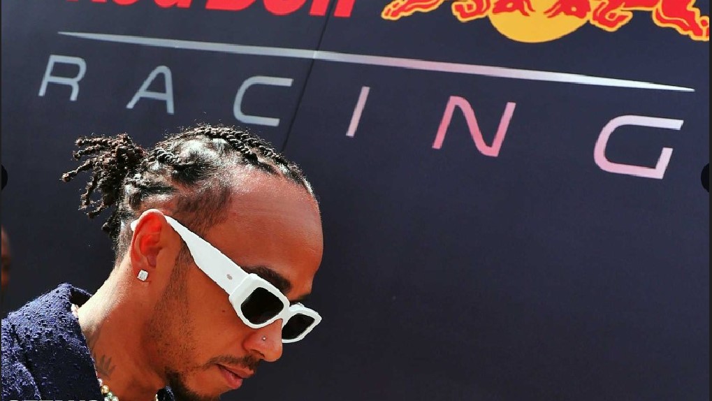 Hamilton:’Nešto se čudno dešava’ ako Red Bull ne izdominira u Japanu