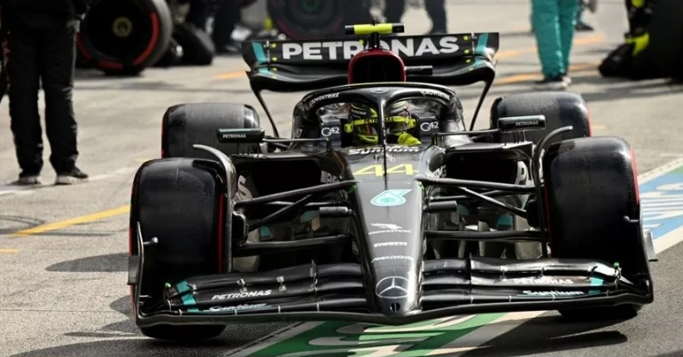 Hamilton: Imao sam tempo da izazovem Maxa