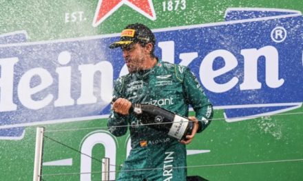 Alonso: Tražio sam dopuštenje da napadnem Verstappena