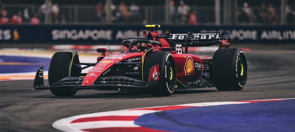 Carlos Sainz osvaja VN Singapura