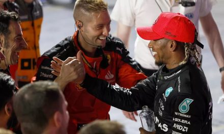 Prikazivanje pobjednika utrke u Singapuru je razlog zašto kamere nisu pokazale kako Mercedes slavi Hamiltonovo postolje