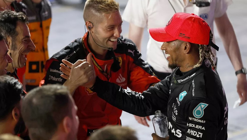 Prikazivanje pobjednika utrke u Singapuru je razlog zašto kamere nisu pokazale kako Mercedes slavi Hamiltonovo postolje