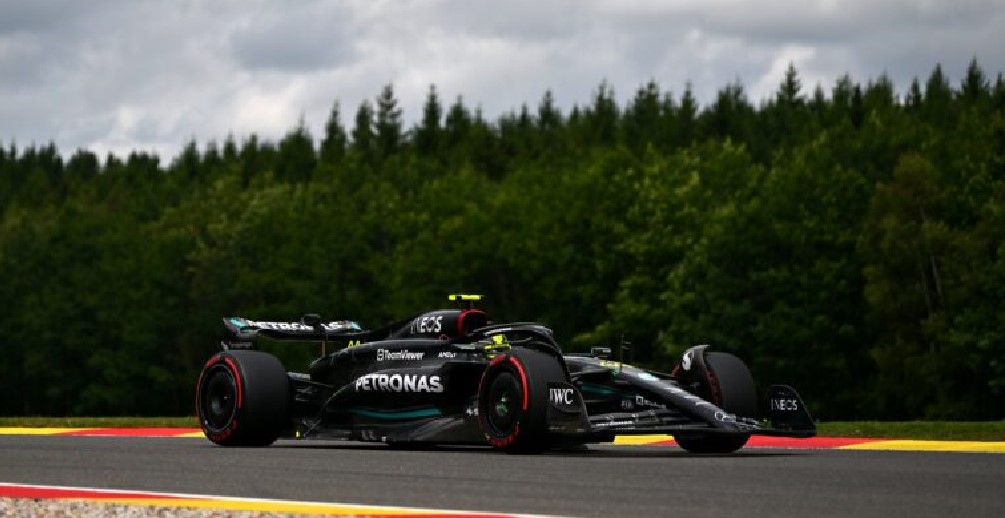 Wolff: Hamilton je “jedini” vozač koji priznaje pogreške u F1