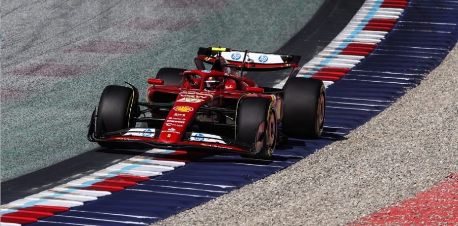 Sainz smatra da su nadogradnje možda uzrokovale problem poskakivanja u brzim zavojima