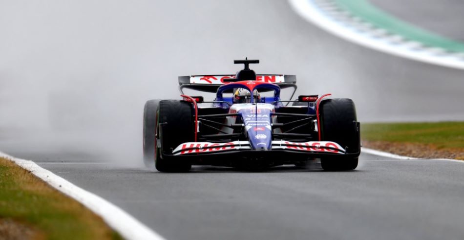 Ricciardo tražio veliku rupu na VCARB01