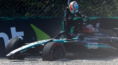 Russell: Antonellijev sudar me vratio unazad  u kvalifikacijama