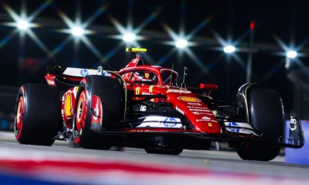 Ferrarijevo prednje krilo u Singapuru je 1. proba 677 modela