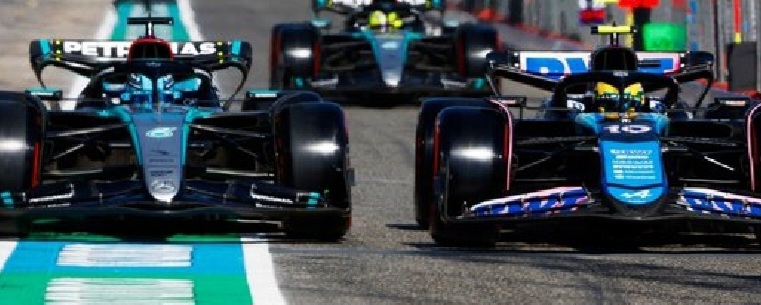 Alpine dijeli samo nekoliko sedmica od mogućeg prelaska na Mercedesove motore
