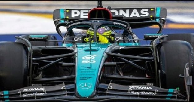 Hamilton: Mercedes se malo izgubio sa postavkama u Singapuru