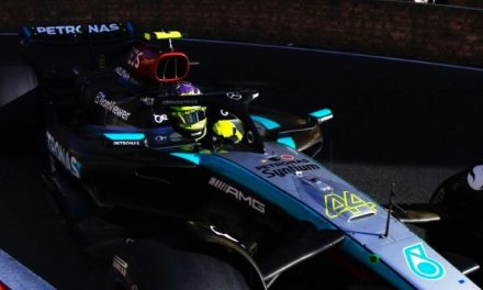 Strateški problemi na relaciji Hamilton/Mercedes