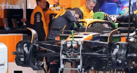 Otkrivene McLarenove i Mercedesove velike aero nadogradnje za Austin