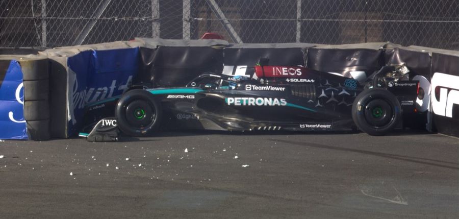 Mercedes zaustavio razvoj W15 jer štete od sudara utiču na budžet