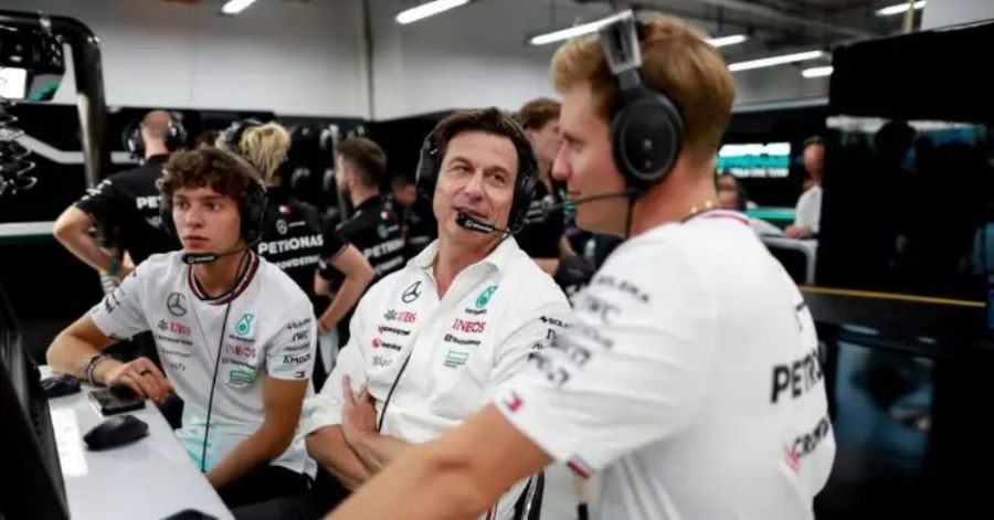 Binotto o Schumacheru: Pitajte Wolffa zašto Kimi, a ne Mick