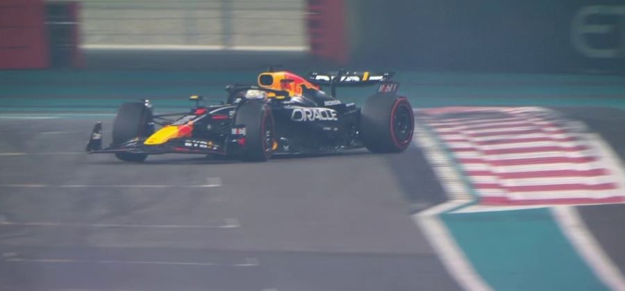 Verstappen zbog ‘začinjenog’ proklizavanja nije mogao do prvog reda
