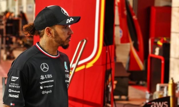 Hamilton će postati zauvijek ‘heroj’ ako osvoji naslov u Ferrariju — Alesi