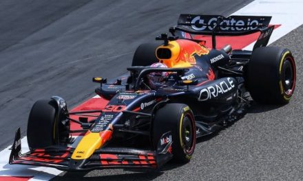 Red Bull protresao RB21 uoči testiranja u Bahreinu