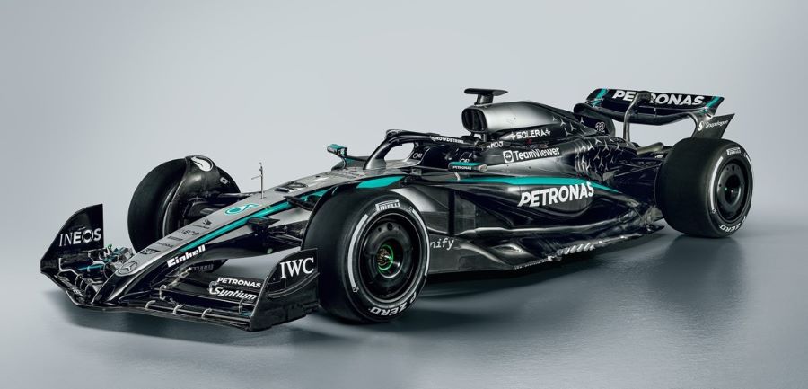Mercedes predstavio W16 bolid za 2025