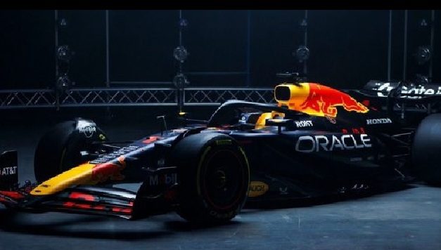 Red Bull predstavio RB21 za sezonu 2025