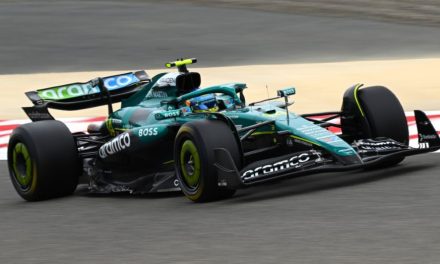 Aston Martin donosi novu podnicu i poklopac motora u Imolu