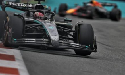 Na postolju ali bez pobjede: U čemu Mercedes griješi?