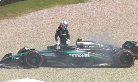 Mercedes pod pritiskom zbog problema sa motorom