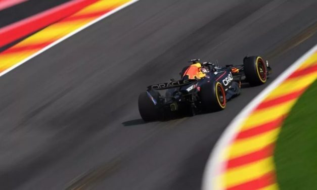Ford: Verstappen čini sve da ima brz bolid