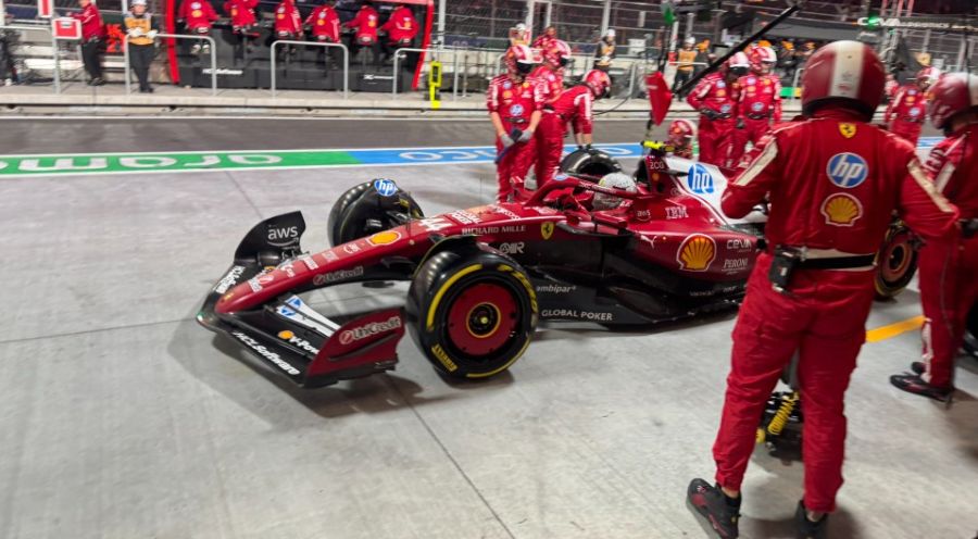 Hamilton: S mojim nastupima, Ferrari je završio sezonu