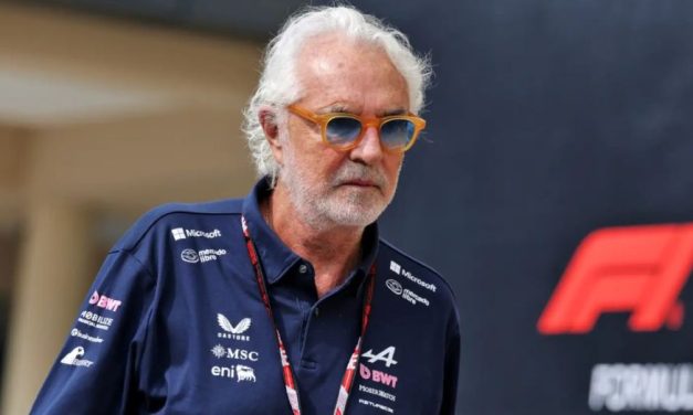 Briatore: Mercedesov motor bio je jedini uslov za povratak u Alpine