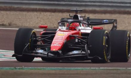 Leclerc i Verstappen odradili sami jutarnju sesiju u Barceloni