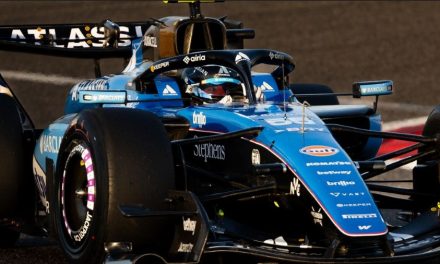 Sainz: Williams kasni u razvoju i starta s realnim minusom