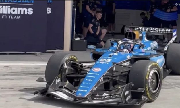 VIDEO: Williamsov FW48 Carlosa Sainza i Alexa Albona skuplja kilometre uoči testiranja