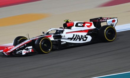 FIA pred potpisom novih pravila za motore, Leclerc na vrhu, Verstappen vs Norris — Rezime dana