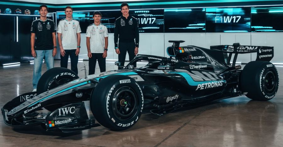 Mercedesov W17 skoro na minimalnoj težini